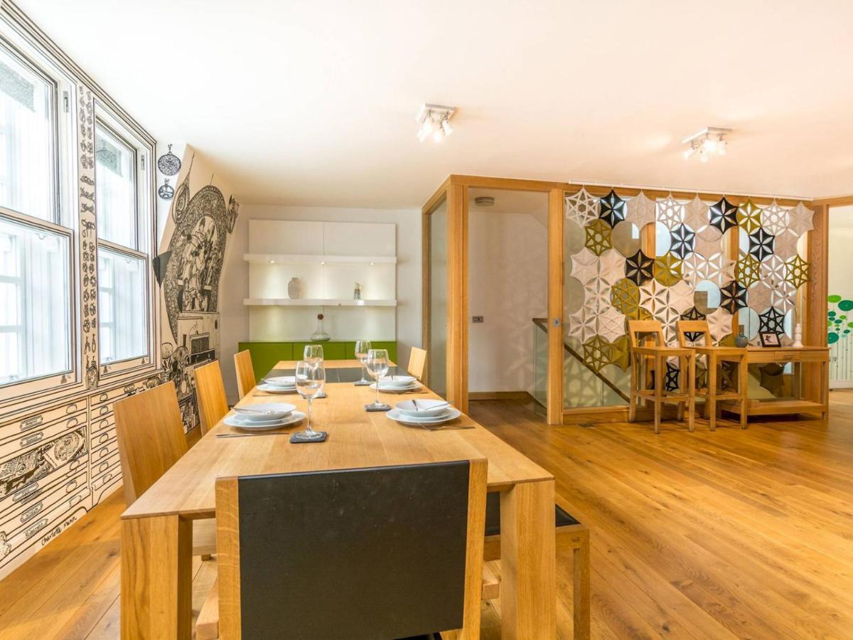 Pass The Keys Gorgeous 3-bed With Large Roof Terrace, Very * Londra
