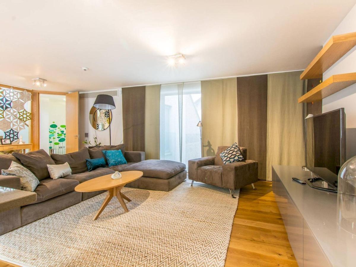 Pass The Keys Gorgeous 3-bed With Large Roof Terrace, Very