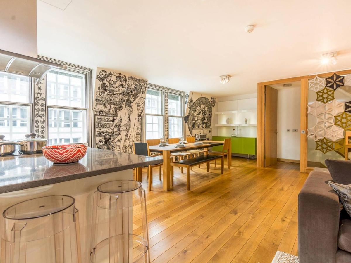 Pass The Keys Gorgeous 3-bed With Large Roof Terrace, Very London