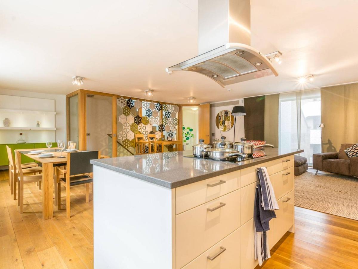 Apartment Pass The Keys Gorgeous 3-bed With Large Roof Terrace, Very *